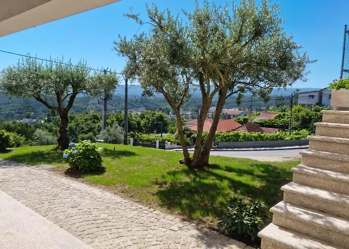 Florindo - Lafoes 住宿加早餐酒店 *